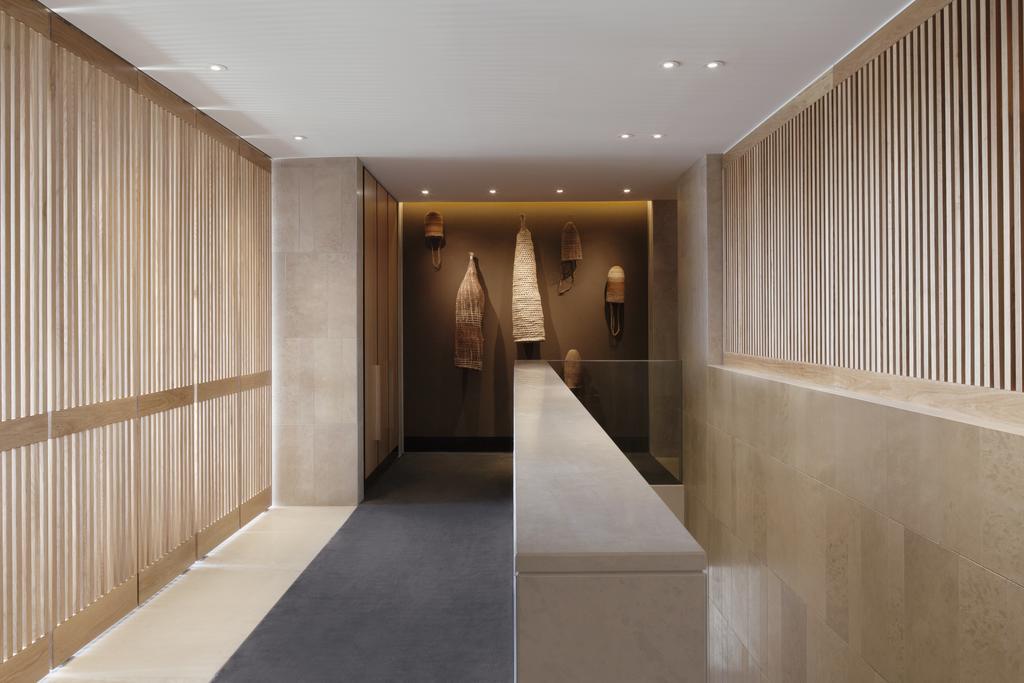 Hotel Realm Canberra Exteriör bild The interior of the new building