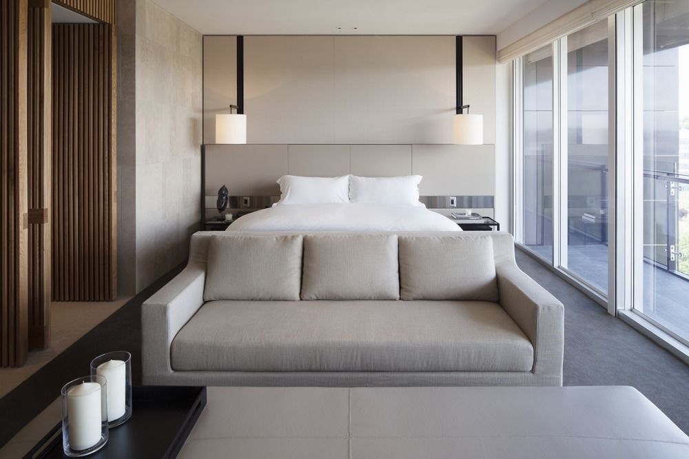 Hotel Realm Canberra Exteriör bild A bedroom at The Edition
