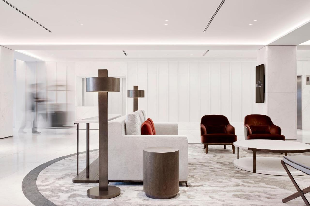 Hotel Realm Canberra Exteriör bild The interior of the lounge